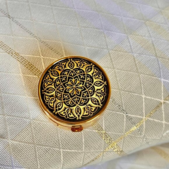 Vintage Damascene Spanish 24K Gold Inlay Engraved Pill Box Spanish Jewelry
